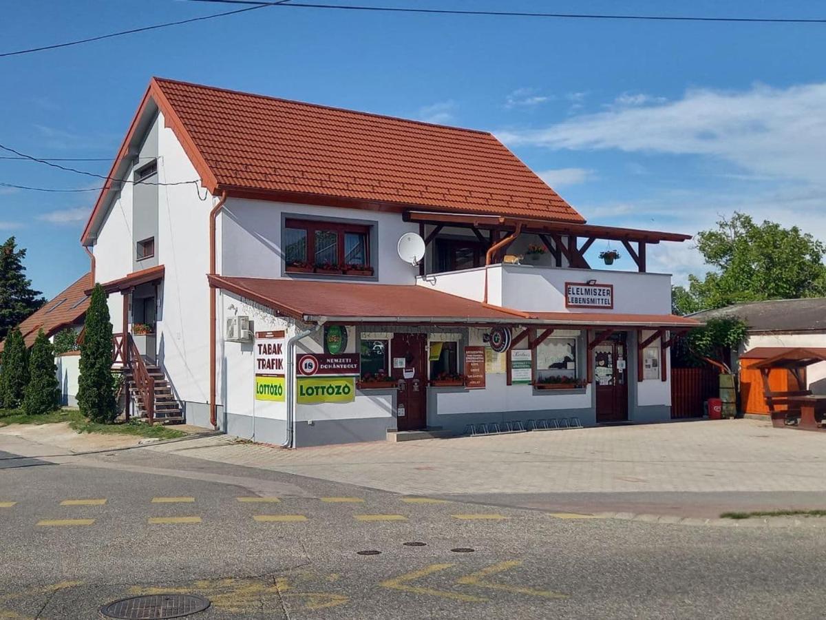 Kertész Vendégház Hegykő Exterior foto
